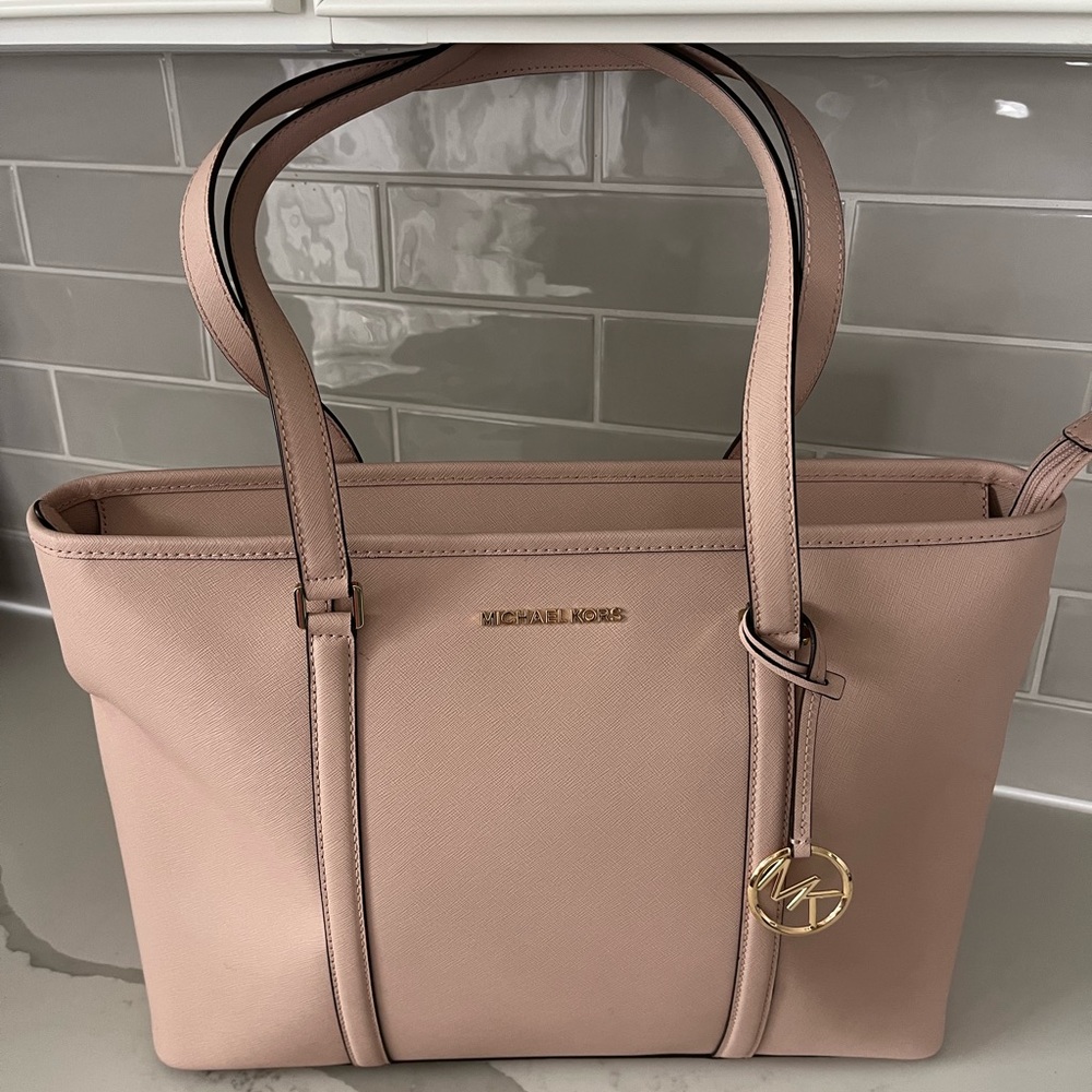 Michael Kohrs Purse and Wallet